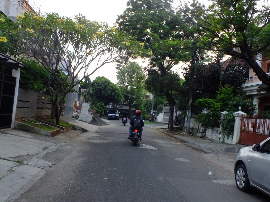 Rumah siap huni,Bagus,minimalis di Pondok Indah !!