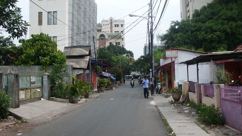 Rumah Tua (Kramat) - Jl Kramat - Jakarta Pusat