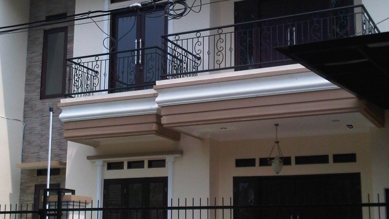 Dijual Rumah Mewah di Bintaro sektor 1, Jakarta