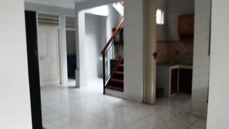 Rumah Bagus di Sektor 2 Bintaro Jaya..