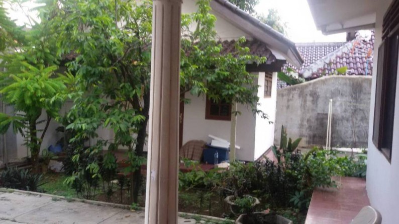 Rumah siap huni di Kebayoran  Lama Jakarta Selatan