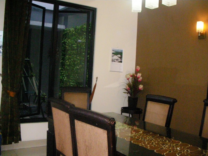 DIJUAL RUMAH LUX JAKARTA PUSAT