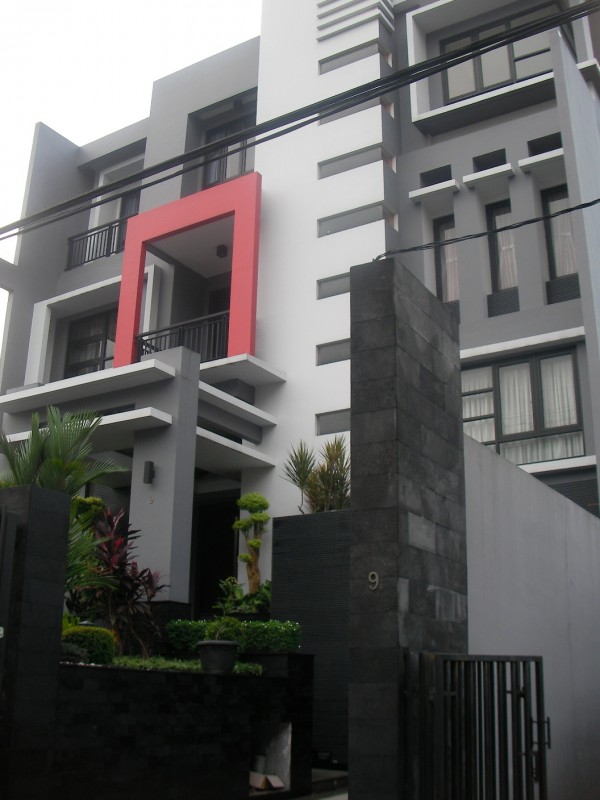 DIJUAL RUMAH LUX JAKARTA PUSAT