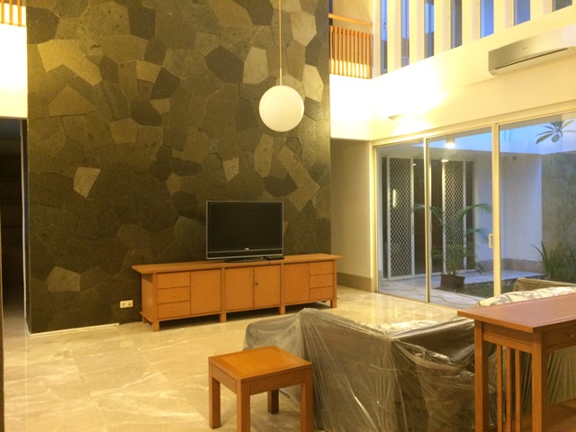 HIGH RECOMENDED MODERN MINIMALIST HOUSE 4BEDROOM IN PONDOK INDAH