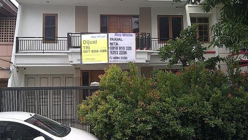 Dijual rumah 2 lantai kompleks perumahan nyaman, tenang, asri, dekat dg pintu tol