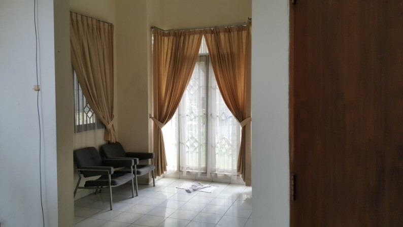 Dijual Rumah Taman Himalaya Jl. Gn. Nangka- Lippo Karawaci