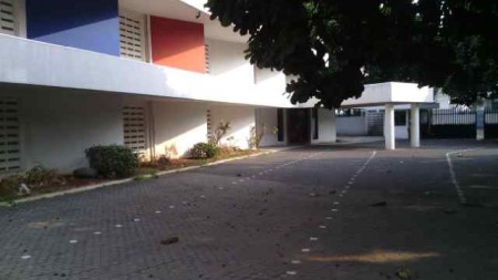 DIJUAL / DISEWA Gedung di Simprug