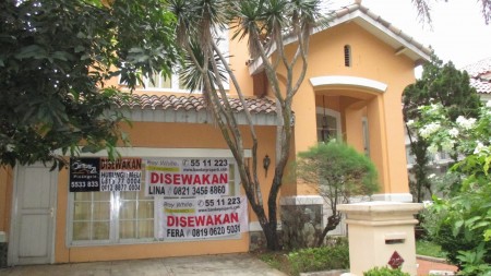 Disewakan Rumah Taman Mediteranian Golf - Lippo Karawaci