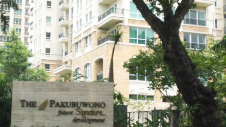 FOR RENT prestigious and highly luxurious residential apartment unit The Pakubuwono Signature located in prime location, South Jakarta