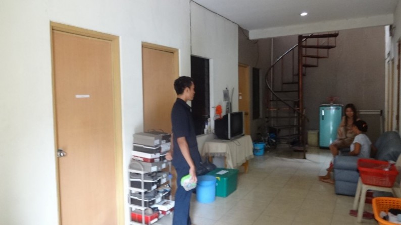 Dijual Rumah Kost Taman Batu Jimbar - Lippo Karawaci