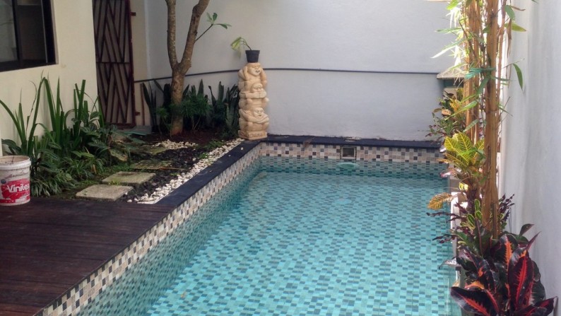 For Rent Villa 3 Bedrooms Fully Furnish Sanur 5 min to Beach