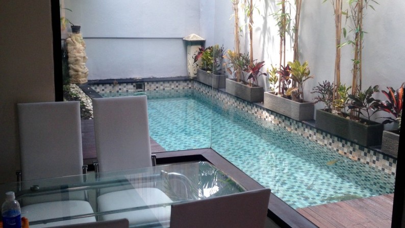 For Rent Villa 3 Bedrooms Fully Furnish Sanur 5 min to Beach