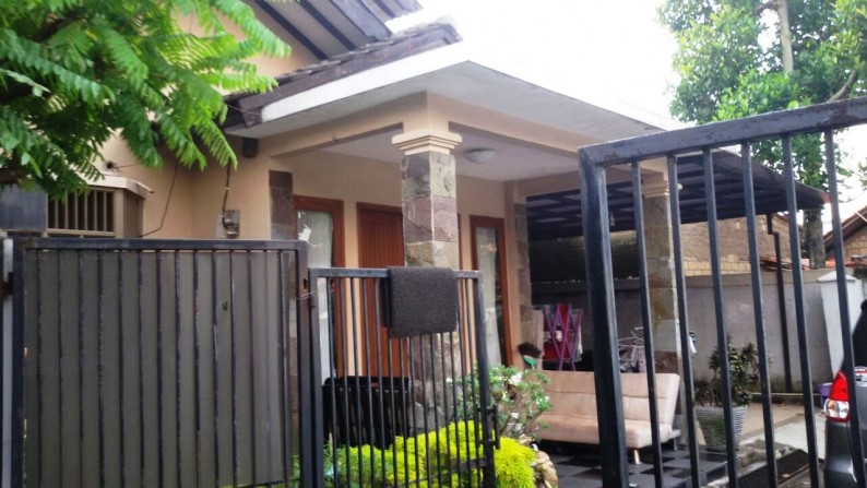 Rumah siap huni ,startegis di Pondok Aren