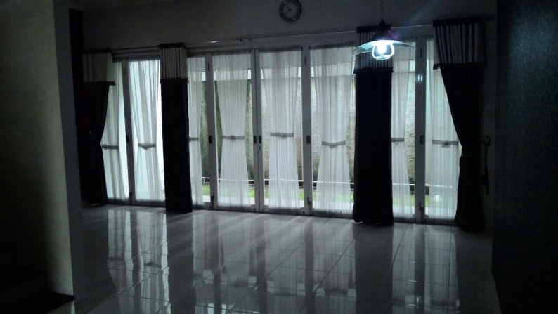 Di Sewakan Rumah Di Cluster Emerald View, Bintaro Sektor 9