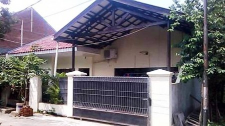 Rumah siap huni,nyaman,lokasi oke di Pondok Ranji!!