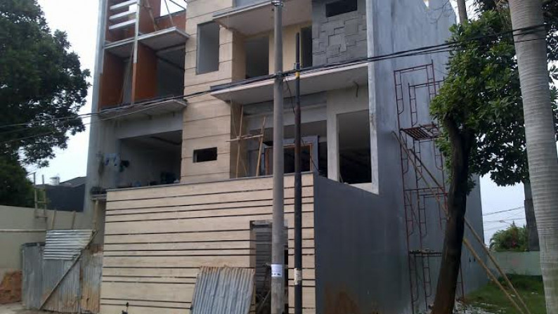 DIJUAL RUMAH MEWAH DI CITRA GARDEN CITY