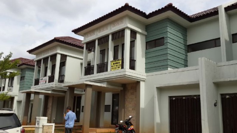 DISEWAKAN RUMAH JINGGA 5/10 ALAM SUTERA