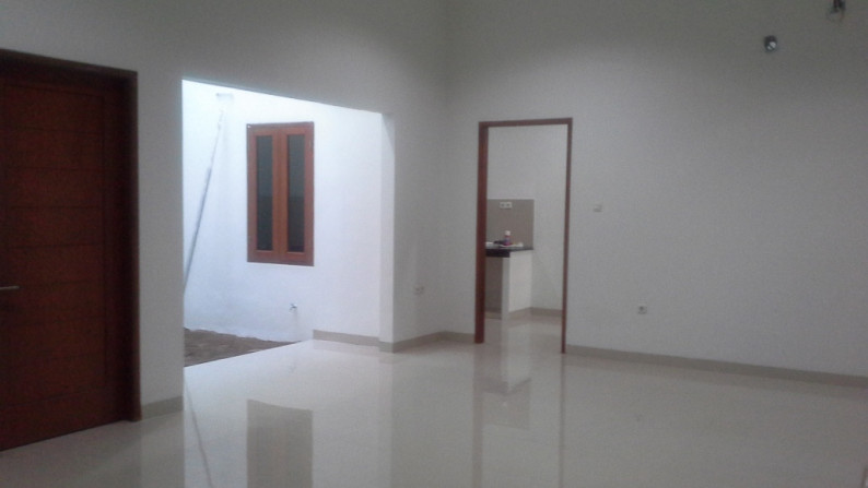 Rumah Tinggal Di Jl. Pendet BCS, Luas 10,80x15m2