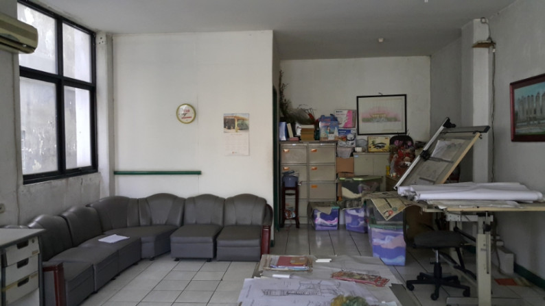 Dijual/Sewa Ruko  Kebon Jeruk, Jakarta Barat