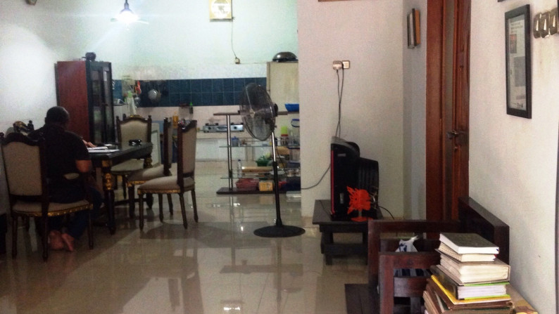 Dijual Rumah Bagus Di Jl Sulawesi, Villa Bintaro Indah