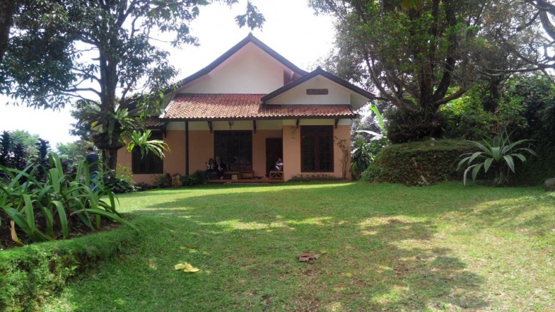 Dijual Villa di Bogor