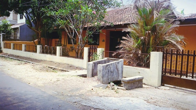 Rumah siap huni,lokasi oke di Jakarta Selatan