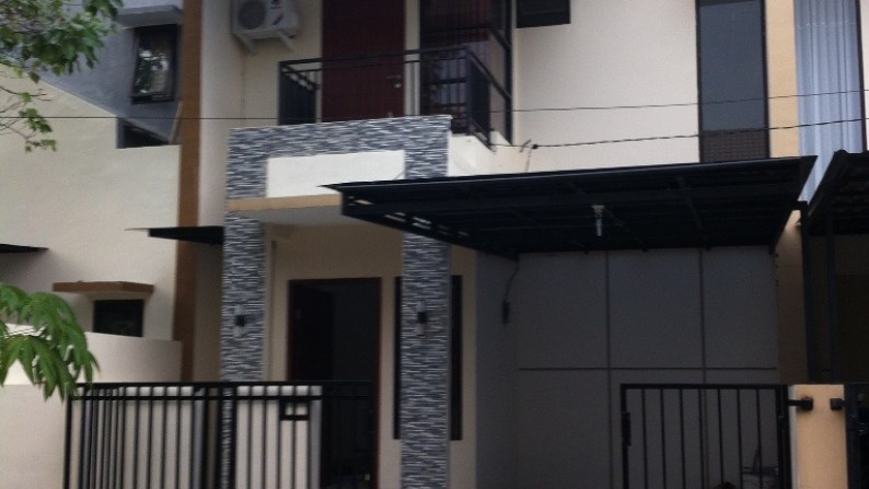 Rumah Minimalis Dalam Cluster Di Ciputat, rumah baru 2 lantai,