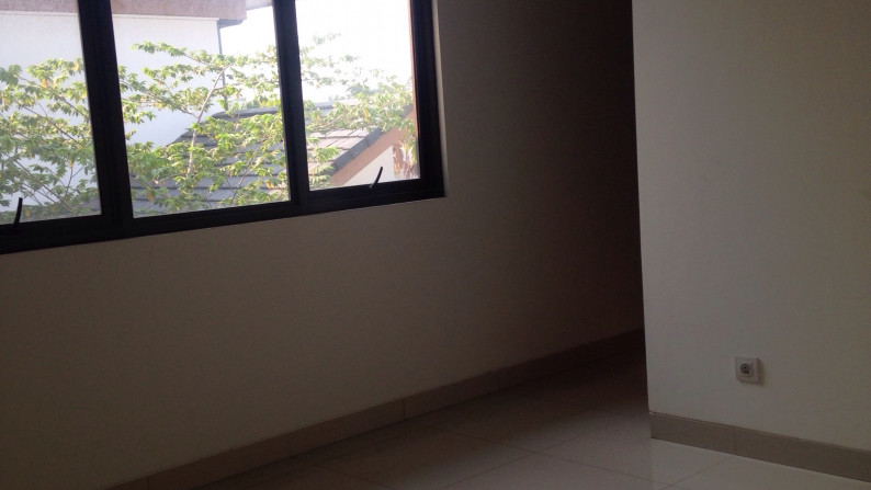 Dijual Rumah Bagus Di Cluster Avani, Alam Sutera