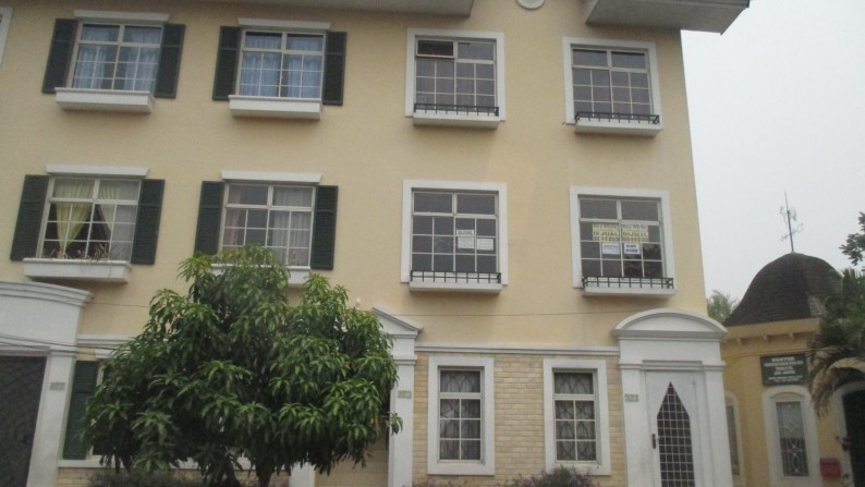 Dijual Townhouse Taman Hijau Lantai 2&3- Lippo Karawaci