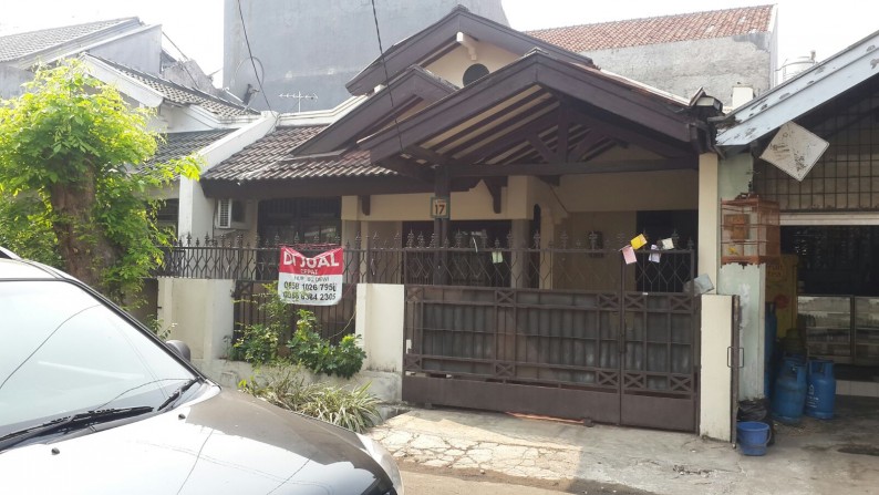 Rumah Nyaman di Kawasan Kasuari, Bintaro Jaya
