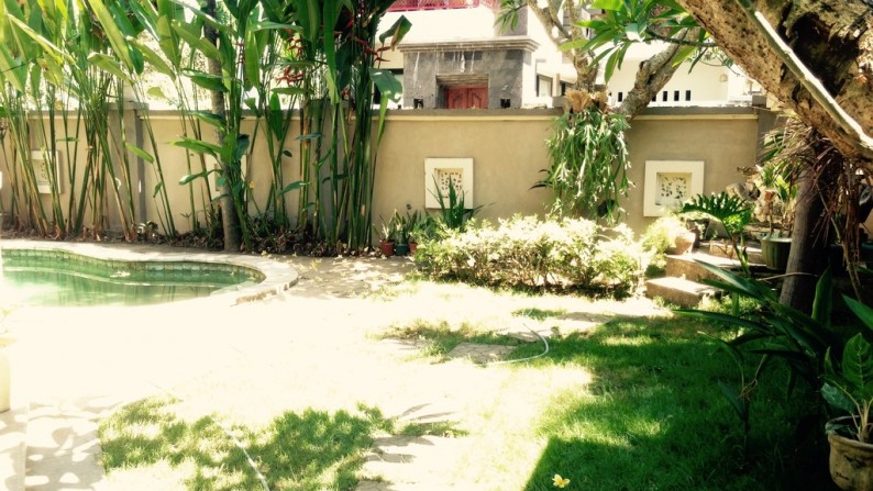 Familly Villa 2+1 Bedrooms Semi-Furnish in Jimbaran Close to Bypass