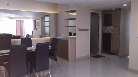 Apartemen taman anggrek