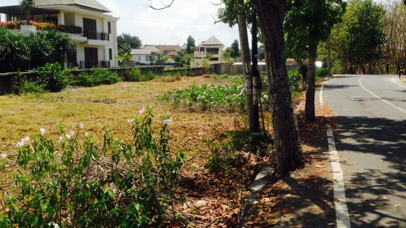 For Lease 25 Years Land 5 Are CLOSE to LV8 Hotel & Berawa Beach