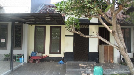 DIsewakan Rumah Taman Ubud Indah - LIppo Karawaci