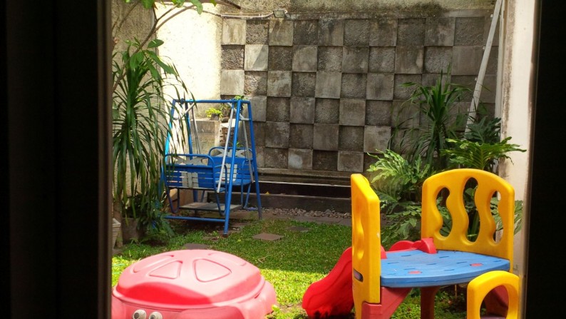 Rumah siap huni di Mampang Prapatan Jakarta Selatan