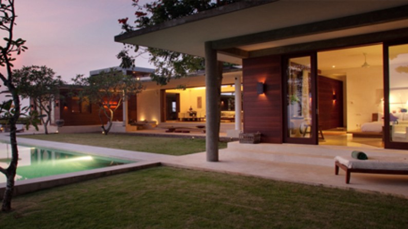 Freehold Fantastic Sea View Villa 1500m2 in Karang Tinggi, Nusa Dua (HG)