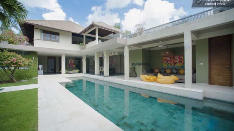 Freehold Modern Beachside Villa  3 Bedrooms in Batu Belig