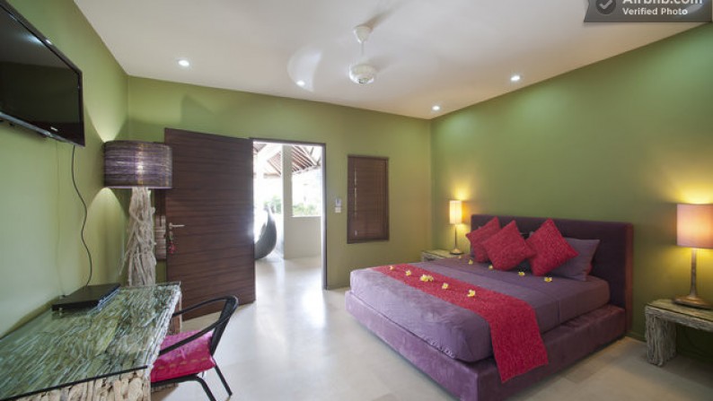 Freehold Modern Beachside Villa  3 Bedrooms in Batu Belig