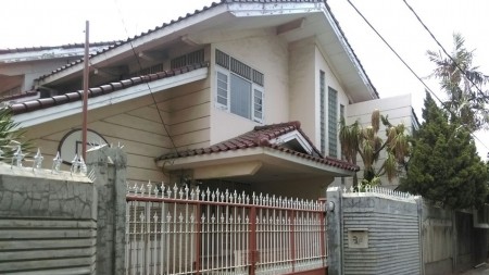 DI JUAL RUMAH STRATEGIS  DI TANGERANG BANTEN