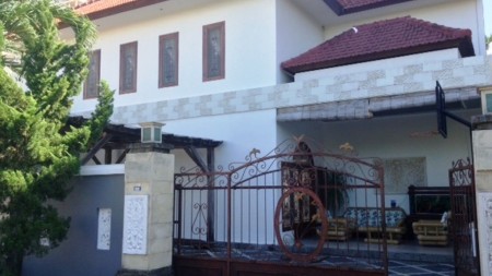 RUMAH MEWAH DI AREA EXCLUSIVE  Renon Denpasar Bali