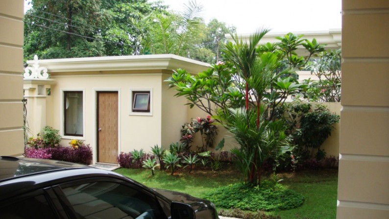 Rumah Mewah di Kawasan Lebak Bulus, Jakarta Selatan