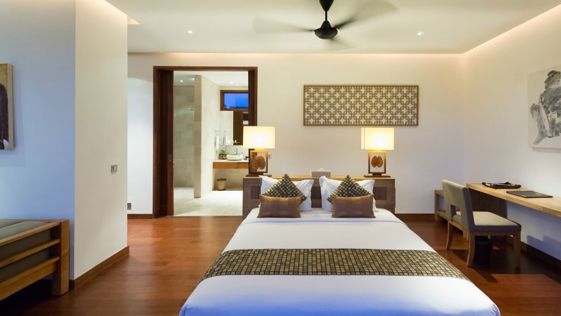 Holiday Rentals - Casa Brio Seminyak - 4 Bedrooms Villa