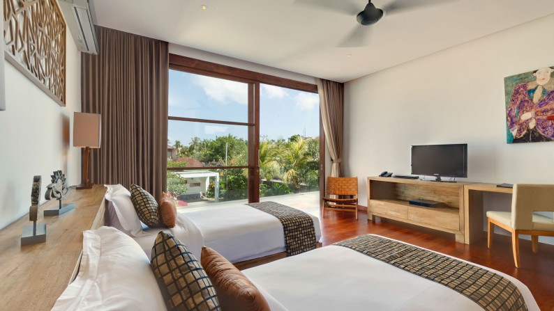 Holiday Rentals - Casa Brio Seminyak - 4 Bedrooms Villa