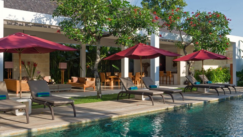 Holiday Rentals - Casa Brio Seminyak - 4 Bedrooms Villa