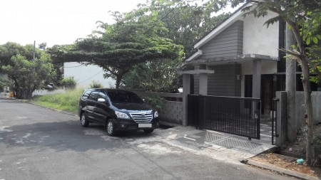 Rumah siap huni,strategis di Pamulang