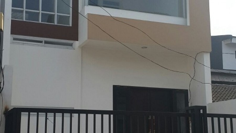 Rumah Cantik, Minimalis, Baru di Kelapa Hibrida, Kelapa Gading