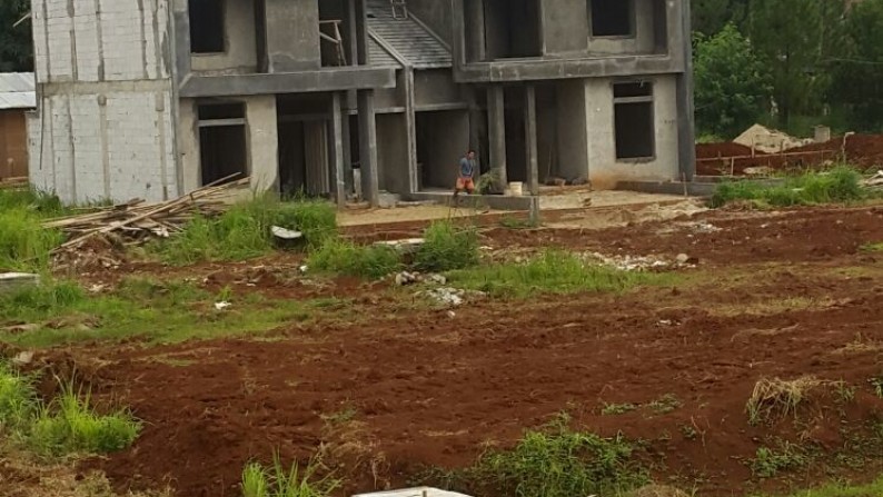 2 Unit Rumah Cluster 100% Baru di Tanah Baru