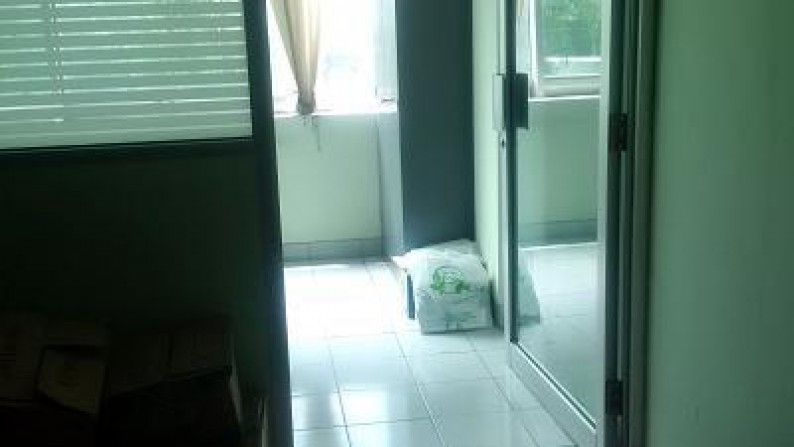 Disewakan ruang kantor di Perkantoran Sastra Graha, Pinggir Tol Kebon Jeruk