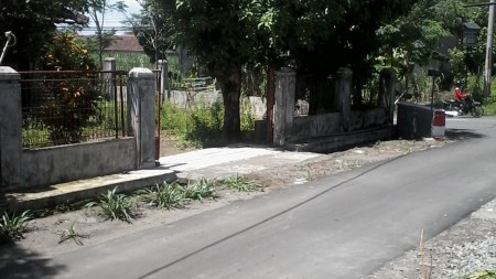 TANAH + RUMAH DIJUAL DI MALANGREJO, MAGUWOHARJO, SLEMAN