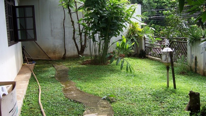 Rumah siap huni kompleks Bukit Cinere Indah